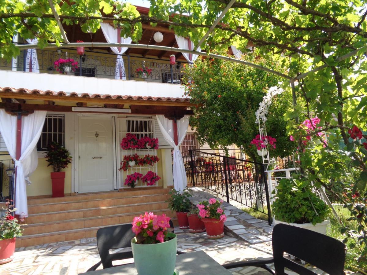Villa Cato Sarandë Exterior foto